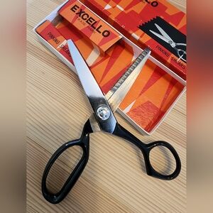 Excello Black and Silver Pinking Shears Vintage With Box